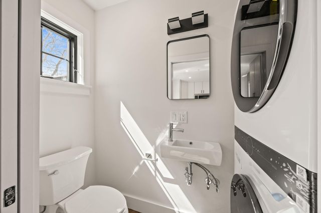 50 Nelson Avenue 6, Provincetown, MA 02657