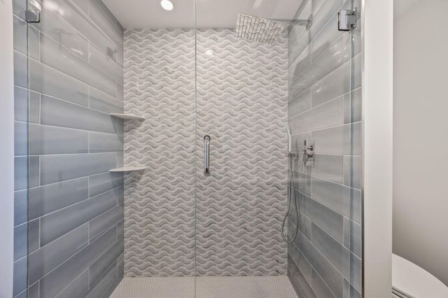 50 Nelson Avenue 6, Provincetown, MA 02657