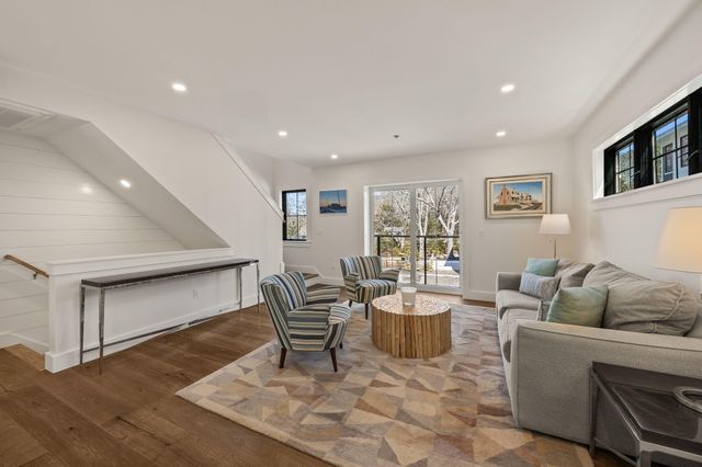 50 Nelson Avenue 6, Provincetown, MA 02657