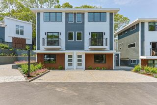 50 Nelson Avenue 6, Provincetown, MA 02657