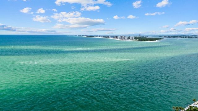4822 OCEAN BOULEVARD 10E, Sarasota, FL 34242