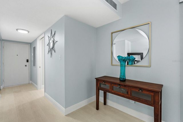 4822 OCEAN BOULEVARD 10E, Sarasota, FL 34242