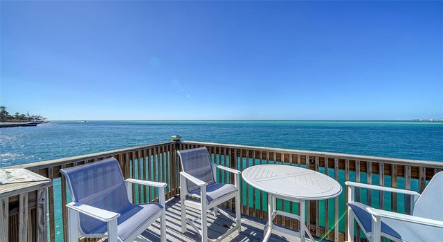 4822 OCEAN BOULEVARD 10E, Sarasota, FL 34242