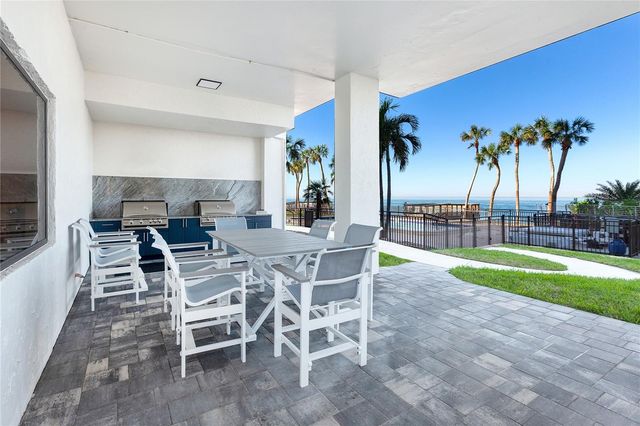 4822 OCEAN BOULEVARD 10E, Sarasota, FL 34242