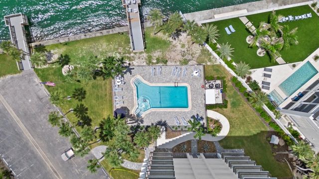 4822 OCEAN BOULEVARD 10E, Sarasota, FL 34242
