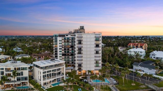 4822 OCEAN BOULEVARD 10E, Sarasota, FL 34242