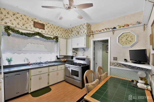449 Central Avenue, Rahway, NJ 07065