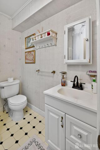 449 Central Avenue, Rahway, NJ 07065