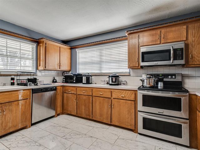 15750 78th Street, Lexington, OK 73051