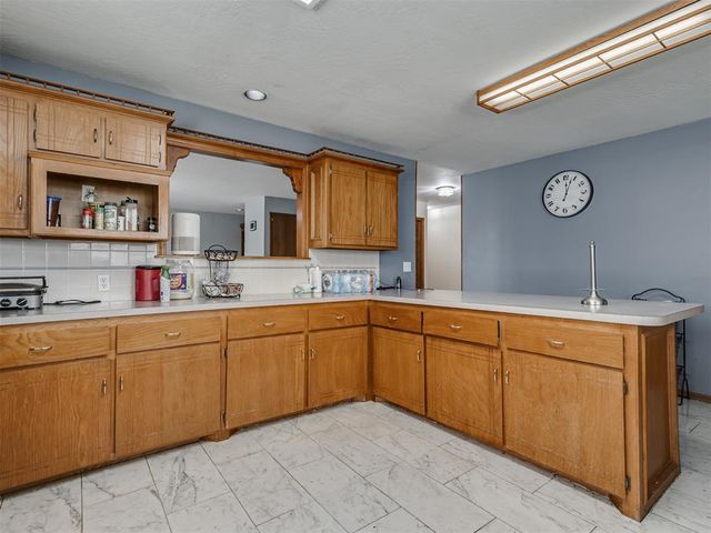 15750 78th Street, Lexington, OK 73051