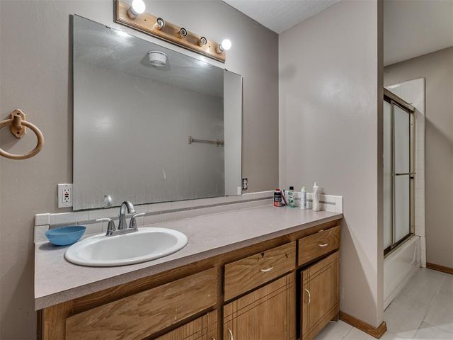 15750 78th Street, Lexington, OK 73051