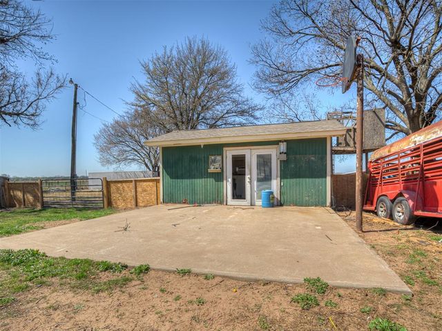 15750 78th Street, Lexington, OK 73051