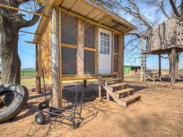 15750 78th Street, Lexington, OK 73051