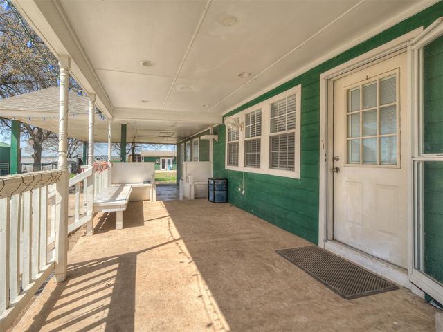 15750 78th Street, Lexington, OK 73051