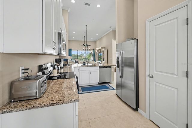 12710 SORRENTO WAY 204, Lakewood Ranch, FL 34211
