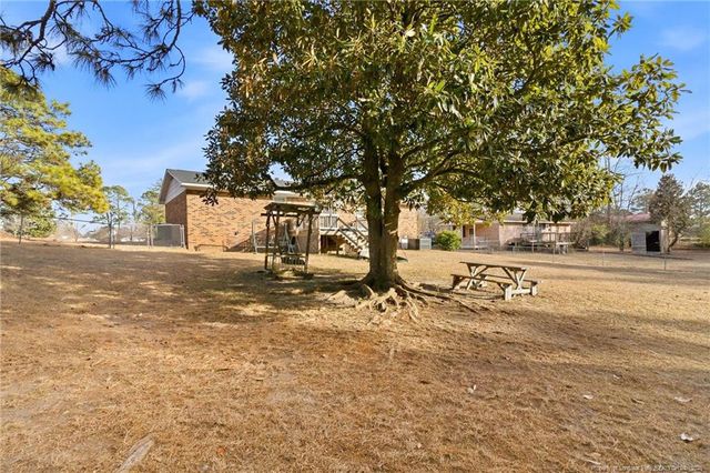 6086 Lexington Drive, Hope Mills, NC 28348