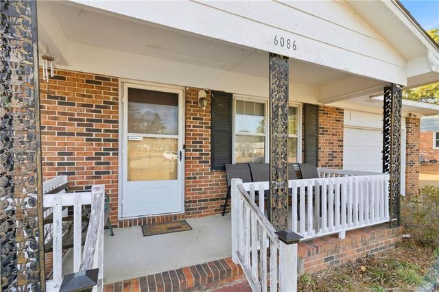 6086 Lexington Drive, Hope Mills, NC 28348