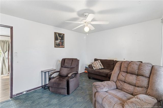 6086 Lexington Drive, Hope Mills, NC 28348