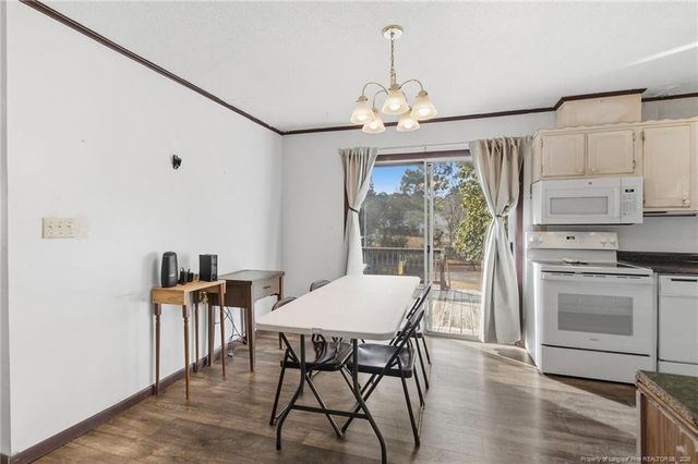 6086 Lexington Drive, Hope Mills, NC 28348