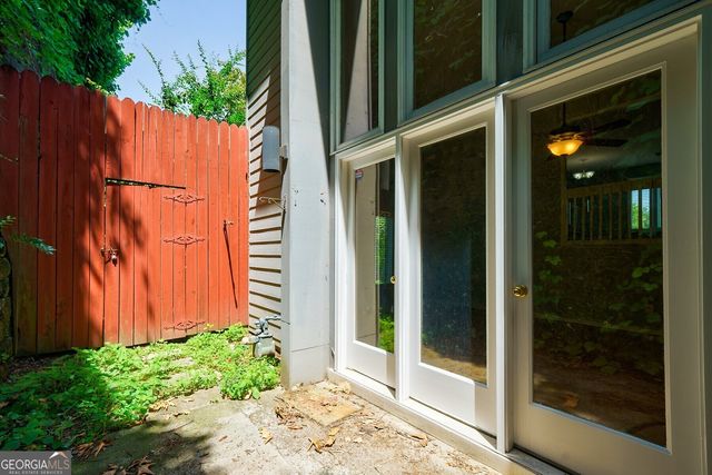 4010 Roswell Road A4, Atlanta, GA 30342