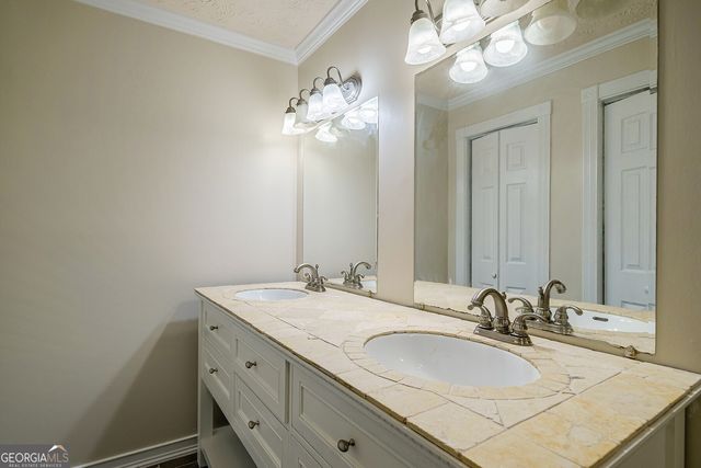 4010 Roswell Road A4, Atlanta, GA 30342