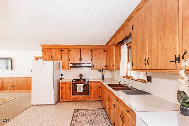 5233 Sharon Acres Road, Elm City, NC 27822