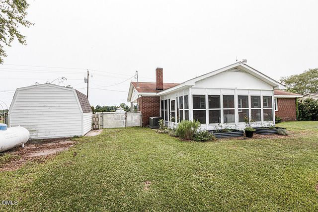 5233 Sharon Acres Road, Elm City, NC 27822