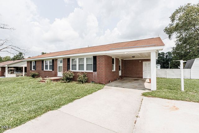 5233 Sharon Acres Road, Elm City, NC 27822