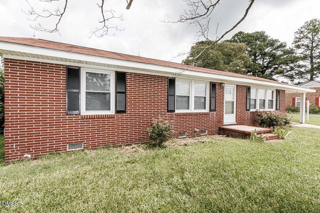 5233 Sharon Acres Road, Elm City, NC 27822