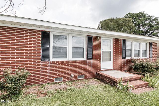 5233 Sharon Acres Road, Elm City, NC 27822