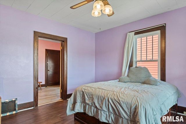 1711 S 5TH Street, Springfield, IL 62703