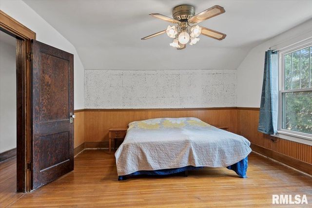 1711 S 5TH Street, Springfield, IL 62703