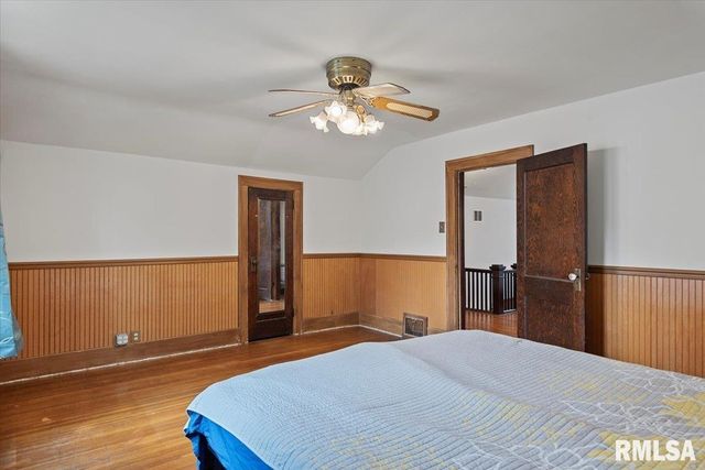 1711 S 5TH Street, Springfield, IL 62703