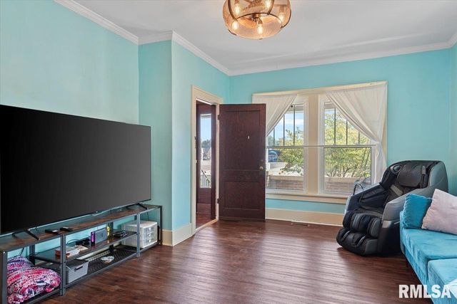 1711 S 5TH Street, Springfield, IL 62703