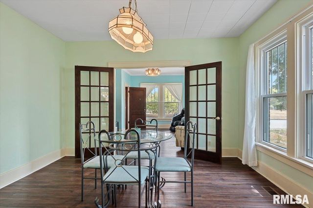 1711 S 5TH Street, Springfield, IL 62703