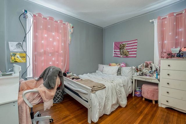 43 Warwick Road, Pawtucket, RI 02861