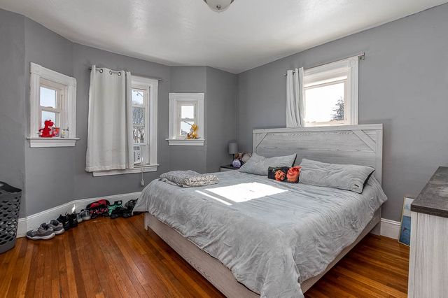 43 Warwick Road, Pawtucket, RI 02861