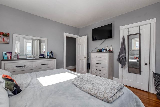 43 Warwick Road, Pawtucket, RI 02861