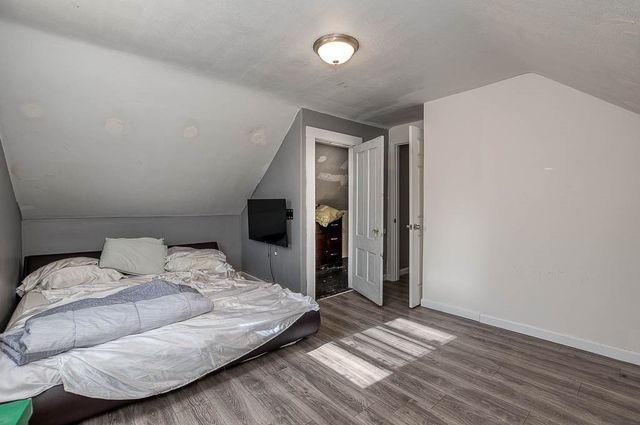 43 Warwick Road, Pawtucket, RI 02861