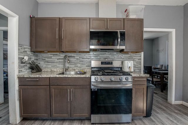 43 Warwick Road, Pawtucket, RI 02861