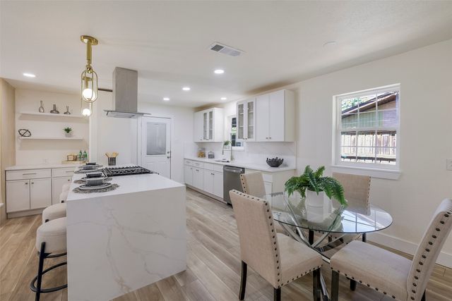 5610 Enchanted Lane, Dallas, TX 75227