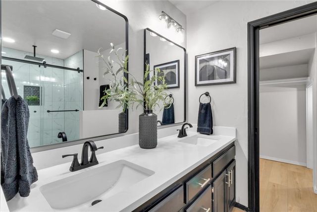 9116 Lansbrook Lane, Oklahoma City, OK 73132