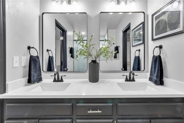 9116 Lansbrook Lane, Oklahoma City, OK 73132