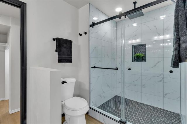 9116 Lansbrook Lane, Oklahoma City, OK 73132