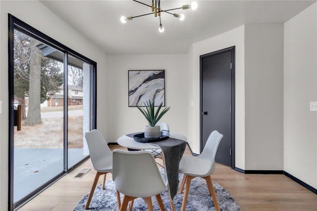 9116 Lansbrook Lane, Oklahoma City, OK 73132