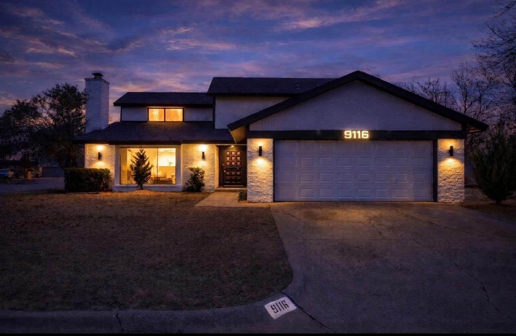 9116 Lansbrook Lane, Oklahoma City, OK 73132