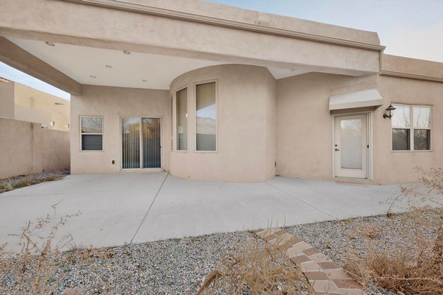 8223 Grape Arbor Court NE, Albuquerque, NM 87122