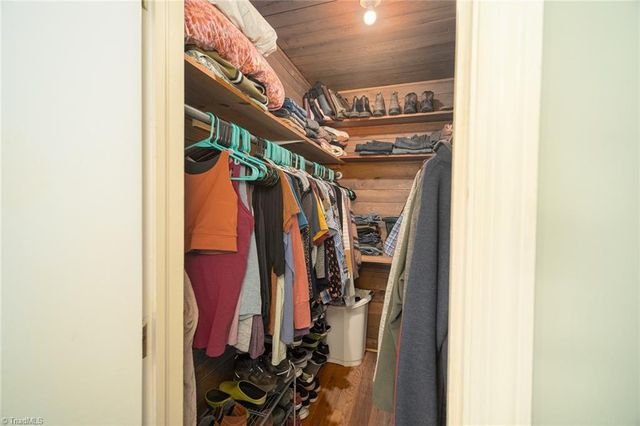 912 Forest Hill Drive, Greensboro, NC 27410