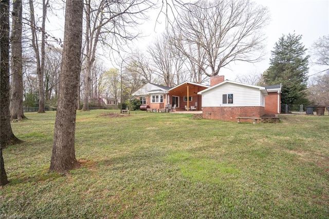 912 Forest Hill Drive, Greensboro, NC 27410