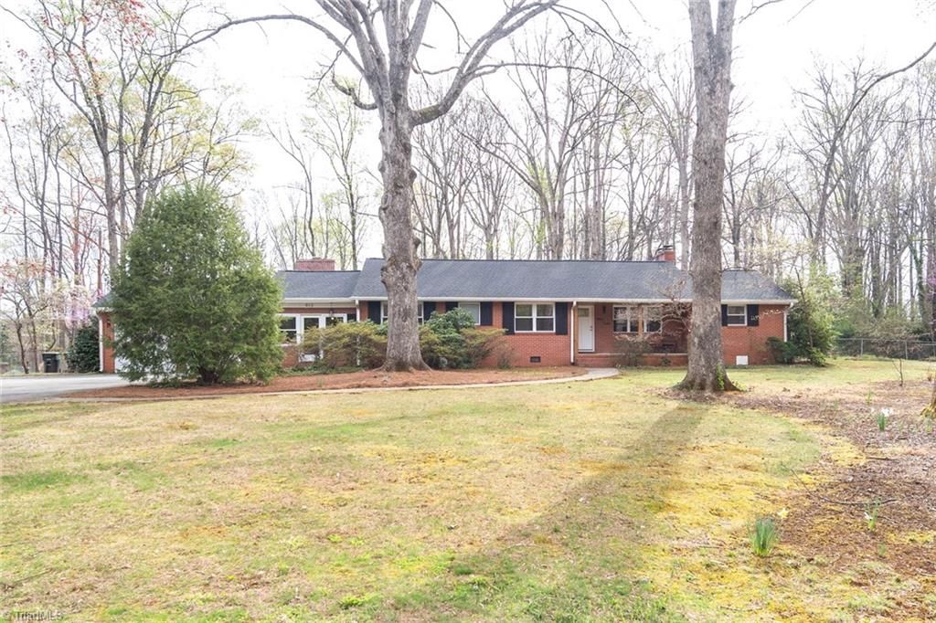 912 Forest Hill Drive, Greensboro, NC 27410